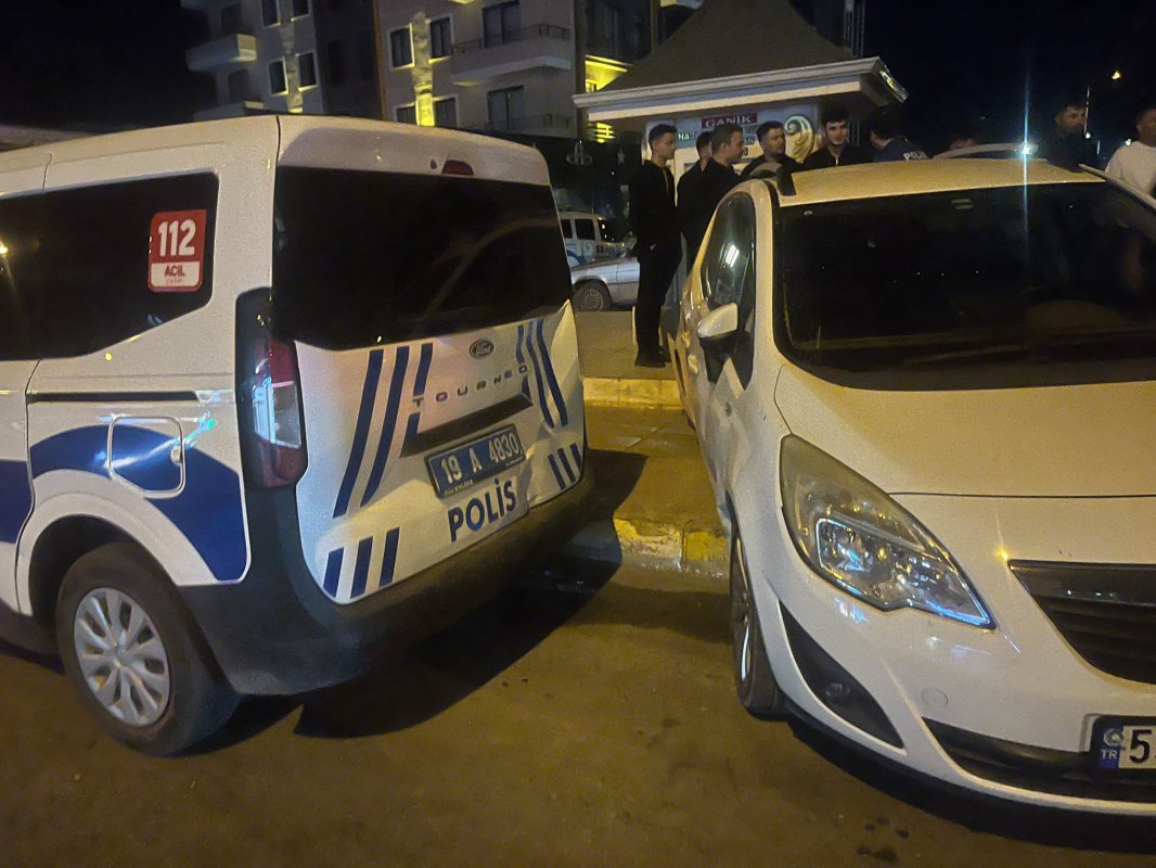 Kontrolden Çıkan Otomobil Ortalığı Savaş Alanına Çevirdi