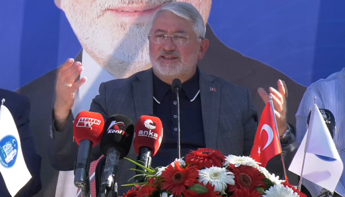 Başkan Aşgın'dan Akkent'e İki Büyük Müjde: Hanımeli Ve Yüzme Havuzu