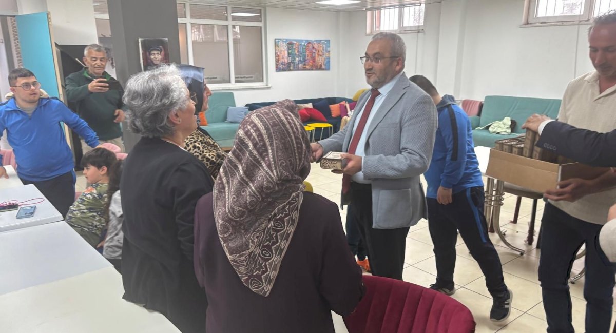 Millî Eğitim Müdürü Cemil Çağlar'dan Özel Annelere Anlamlı Ziyaret