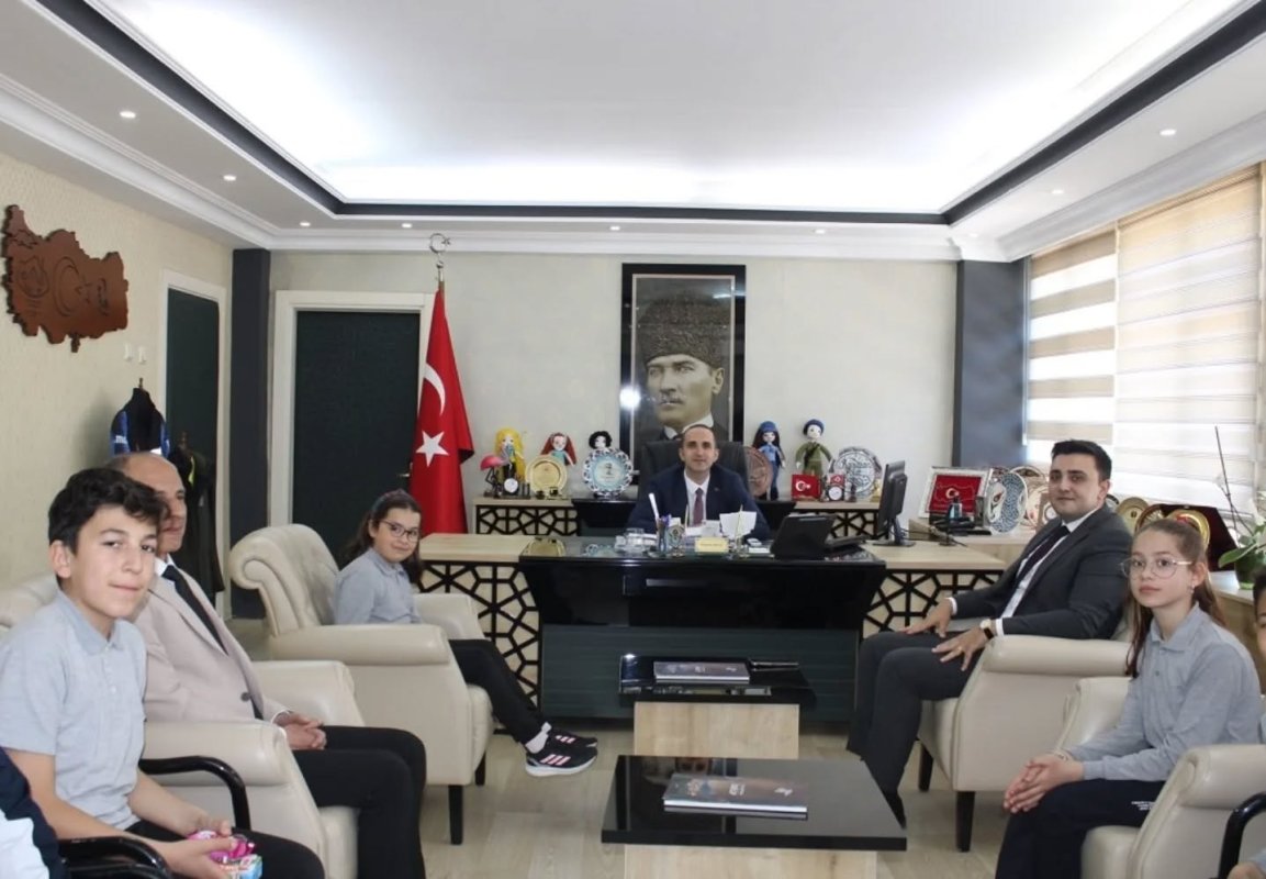 İskilip'in Zekâ Küplerinden Kaymakam Polat'a Anlamlı Ziyaret