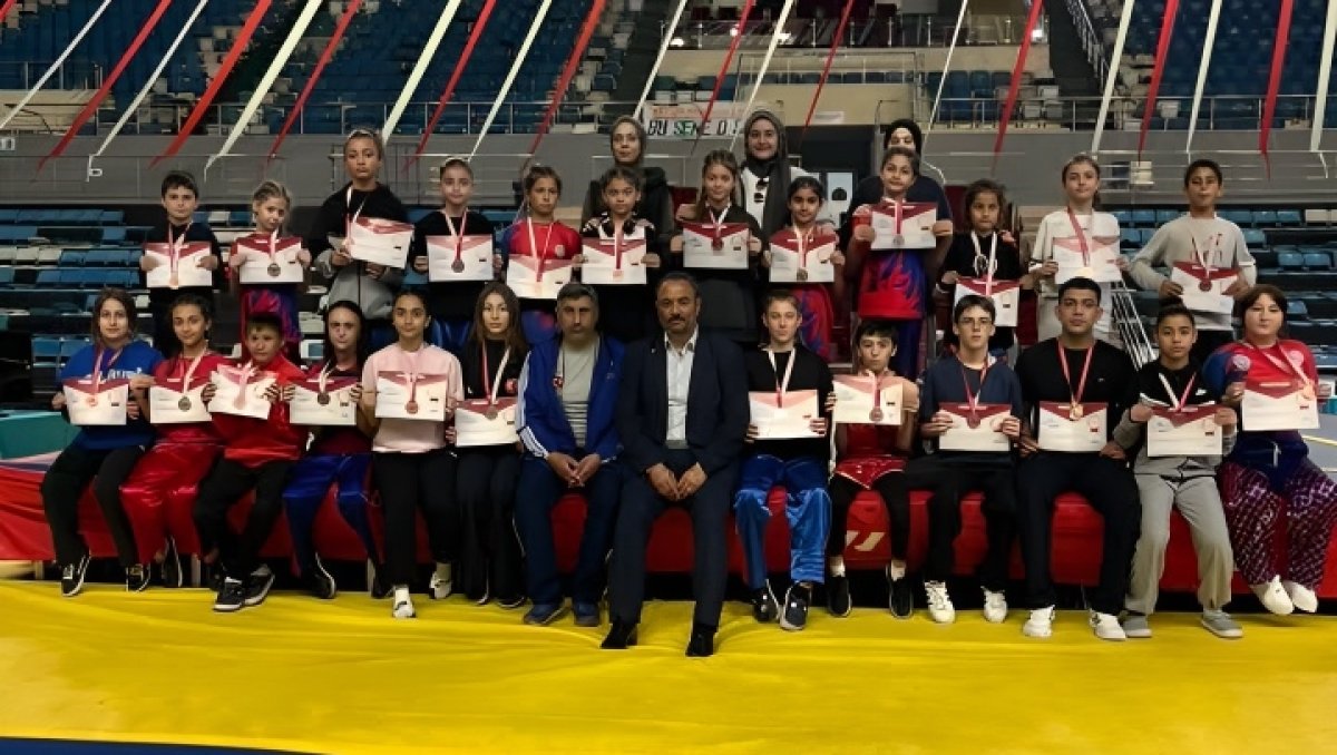 Wushu Şampiyonası'nda 26 Türkiye Derecesi!