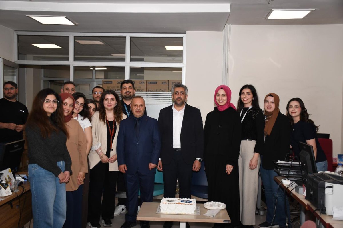 Hitit Üniversitesi Erol Olçok Hastanesi'nde Anlamlı Kutlama: Eczacılar Günü Unutulmadı