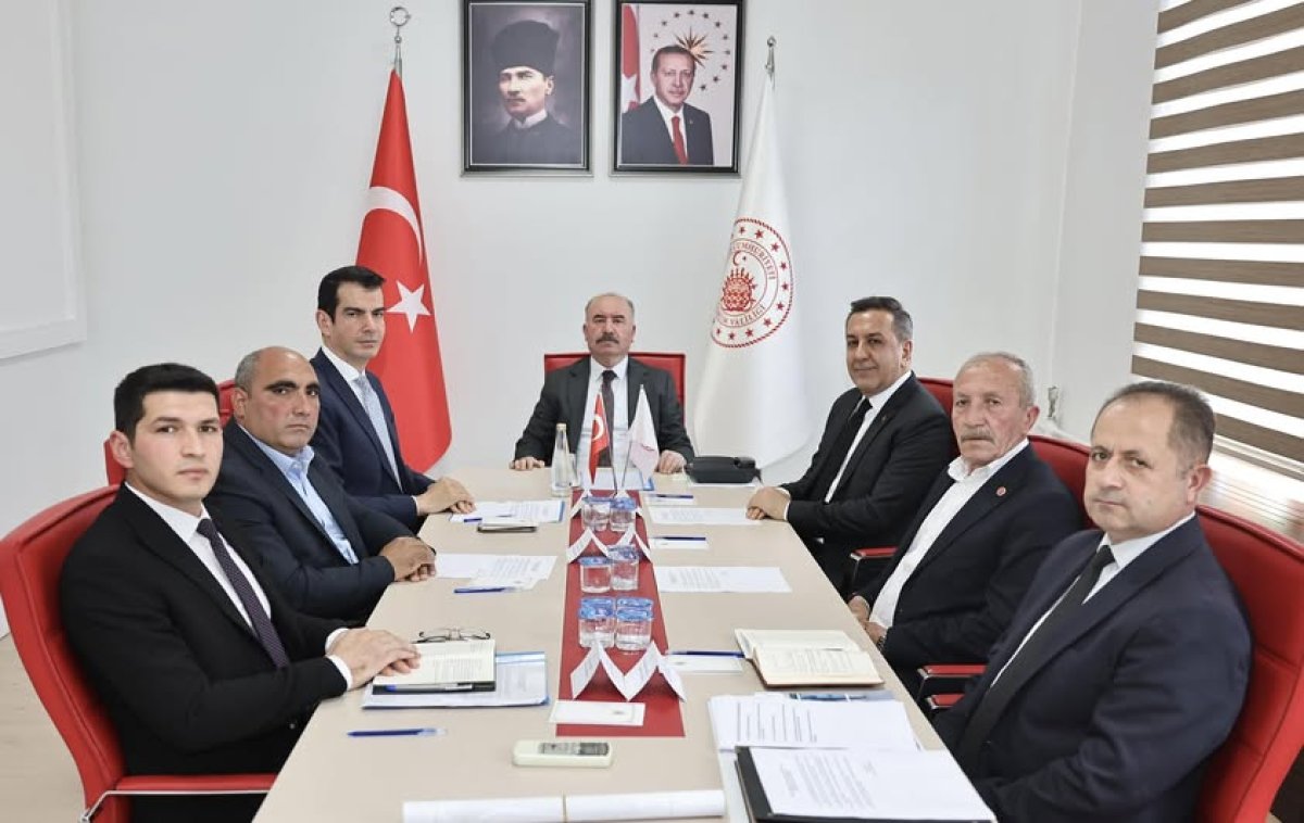 Sungurlu Osb'de Yatırımlar Masaya Yatırıldı: Vali Çalgan Başkanlığında Kritik Toplantı