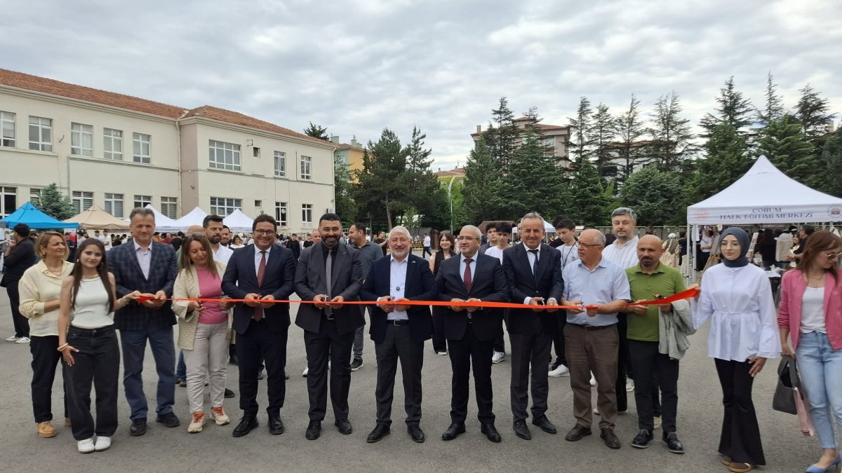 Atatürk Anadolu Lisesi'nde Dayanışma Kermesi: Başkan Aşgın Ve Müdür Çağlar'dan Ziyaret