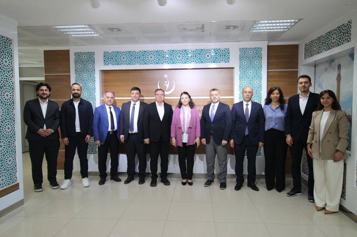 Vali Yardımcısı Yeliz Mercan'dan İl Sağlık Müdürlüğü'ne Ziyaret