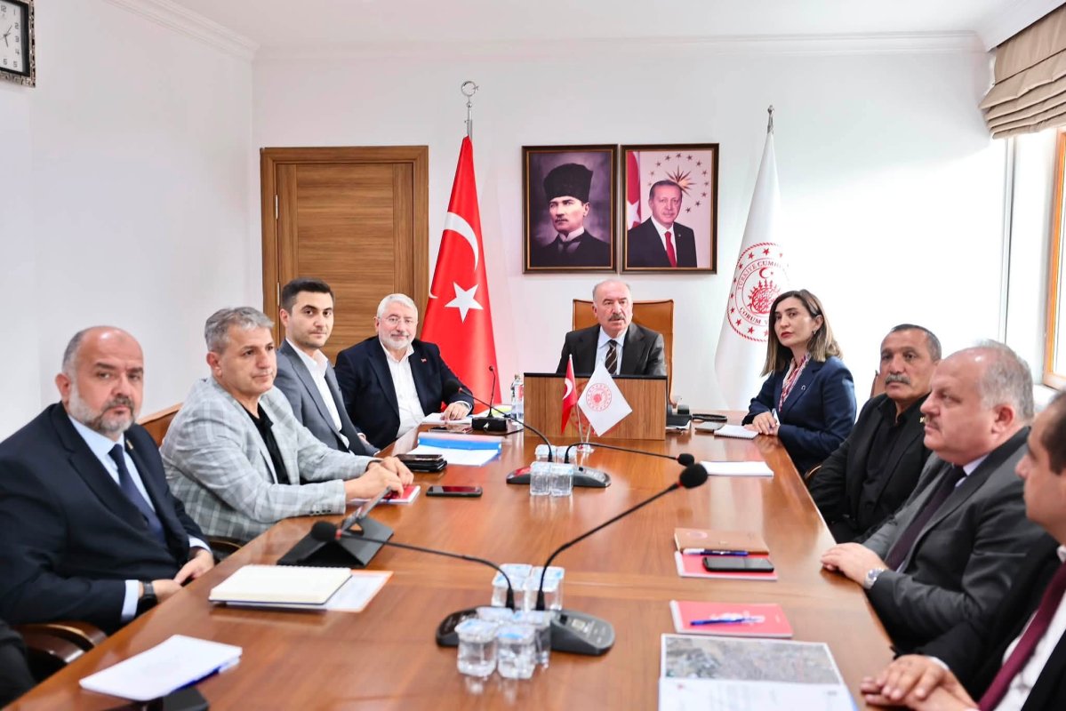Çorum Merkez'de Yapılacak Cemevi İçin İstişare Toplantısı Gerçekleştirildi