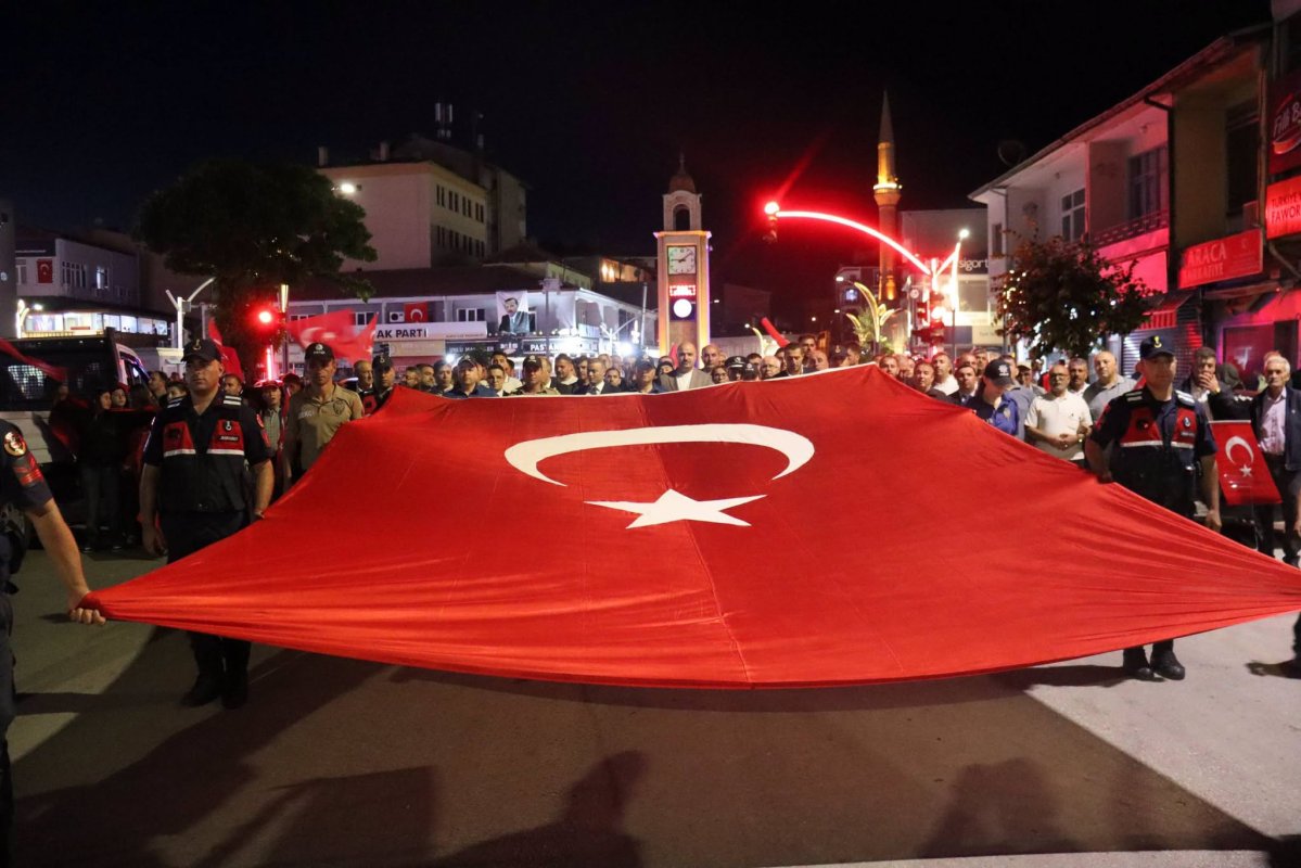 Alaca'da 15 Temmuz: Millî Birlik Yürüyüşü Ve Anma Programı Gerçekleştirildi