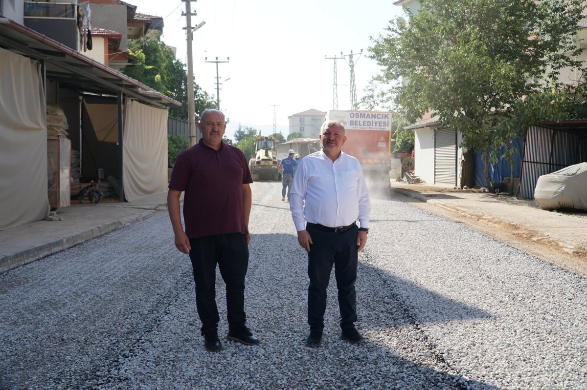 Osmancık'ta Asfalt Mesaisi: Müstahsil Sokak Yenileniyor