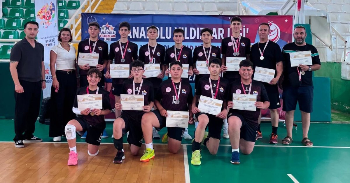 Çorum Analig Erkek Voleybol Takımı Türkiye Finallerinde!
