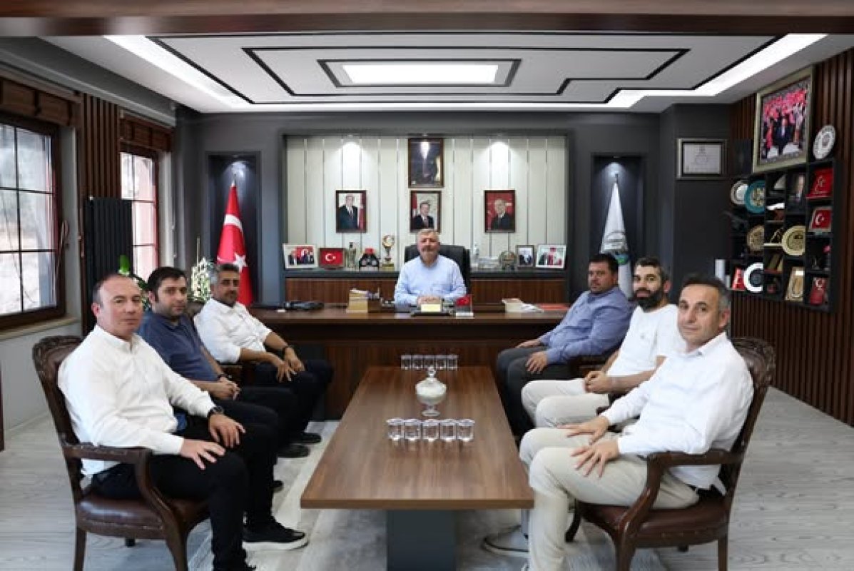 Başkan Gelgör, Erol Olçok Hastanesi Yönetimini Ağırladı