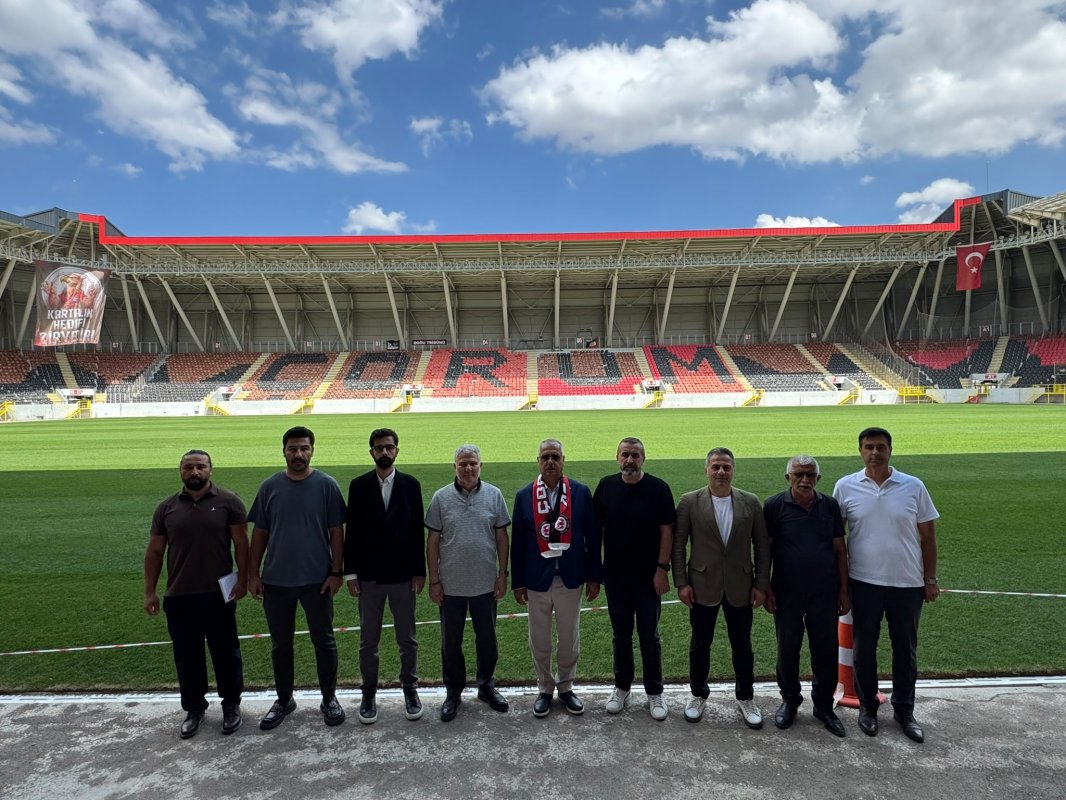 Ahlatcı: "Süper Lig'e Yakışır Bir Stadyum İçin Çalışıyoruz"