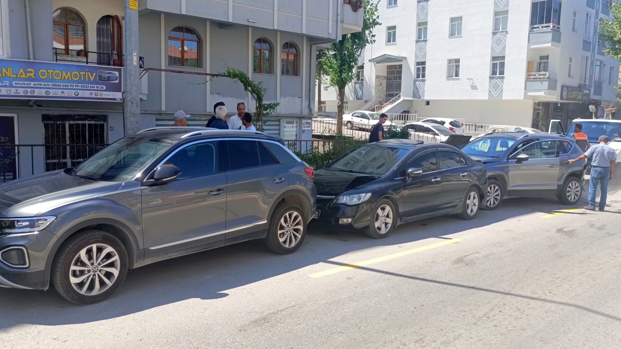 Başkan Aşgın'ın Bulunduğu Araç Kazaya Karıştı
