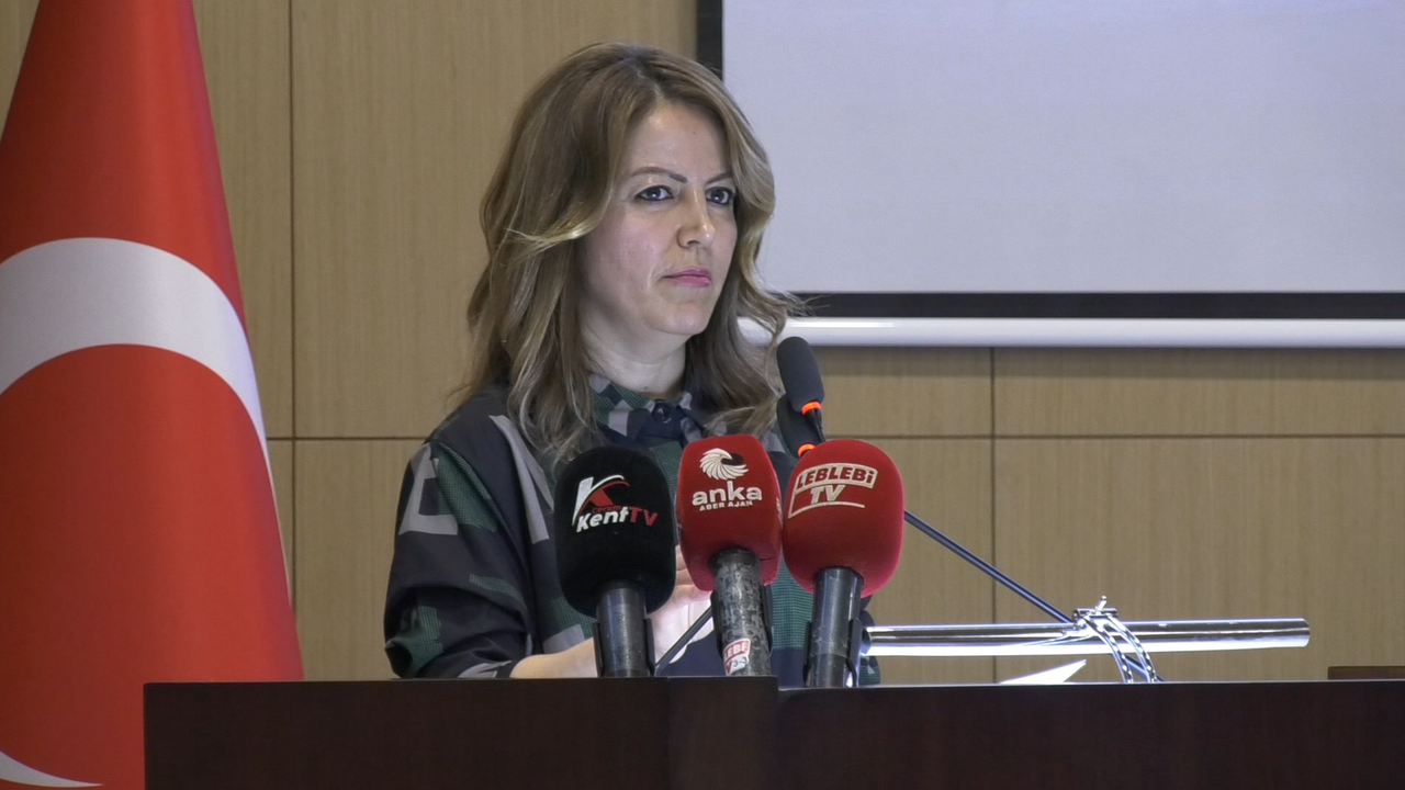 CHP’li Naz Bulut’tan Belediye Bütçesine Sert Eleştiri: “Rakamlar Büyük, Vatandaşa Yansıması Tartışmalı”