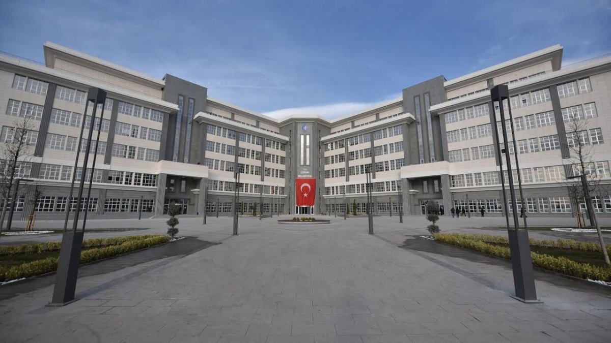 Çorum Belediyesi'nden Dev Arsa Satışı: 592,5 Milyon Tl'lik İhale