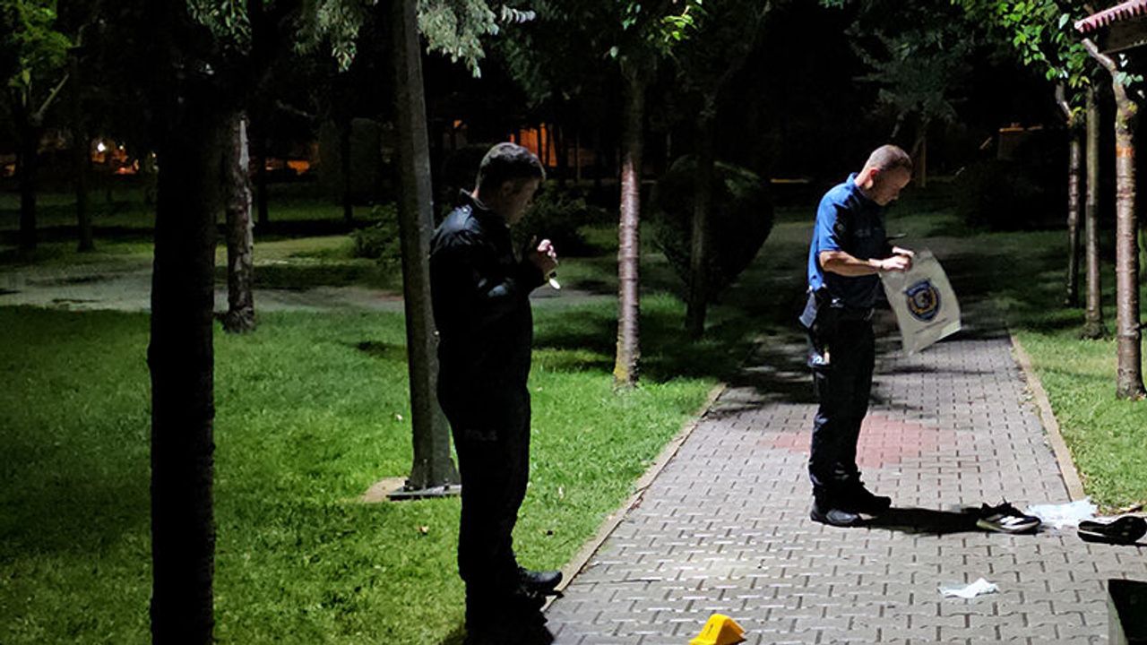 Çorum'da Parkta Çıkan Silahlı Kavgada 2 Kişi Yaralandı