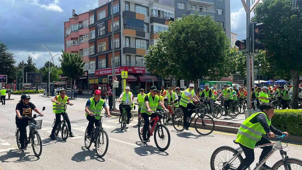 Çorum'da Pedallar Sağlıklı Yaşam İçin Çevrildi