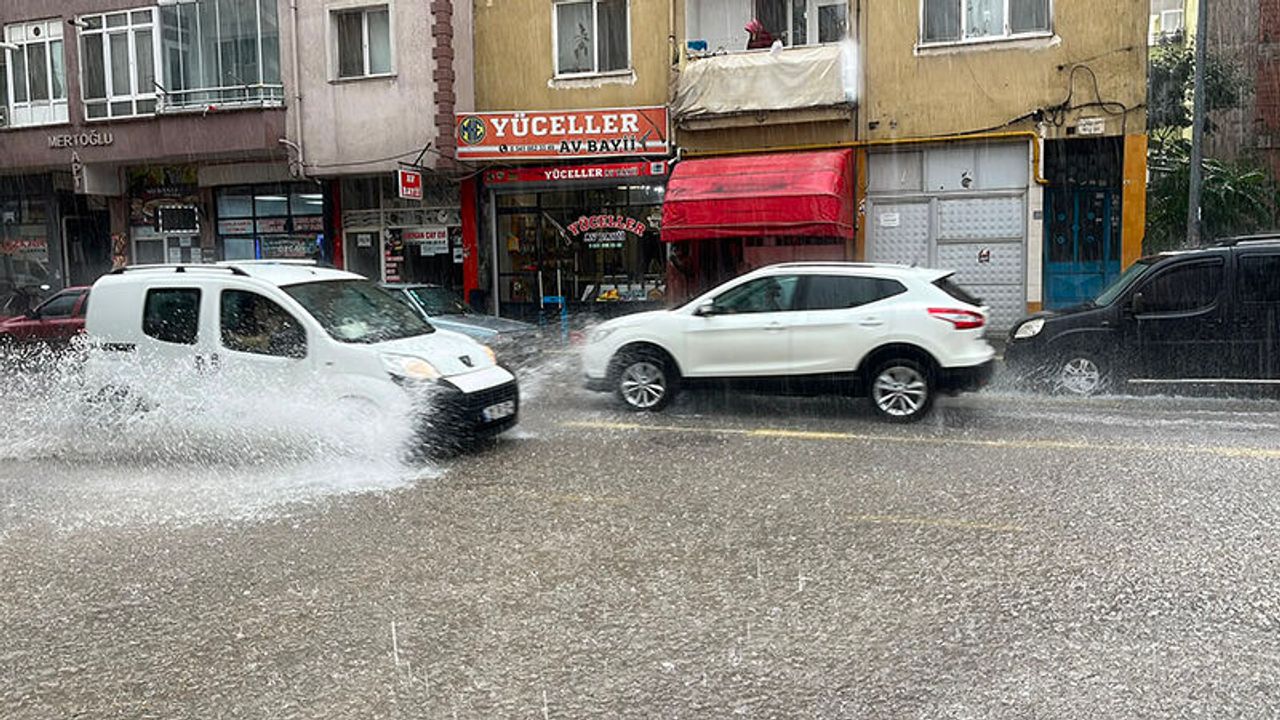 Çorum’u Şiddetli Sağanak Vurdu