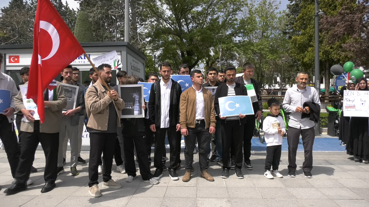 Çorumlu Gençlerden Filistin’e Destek Yürüyüşü