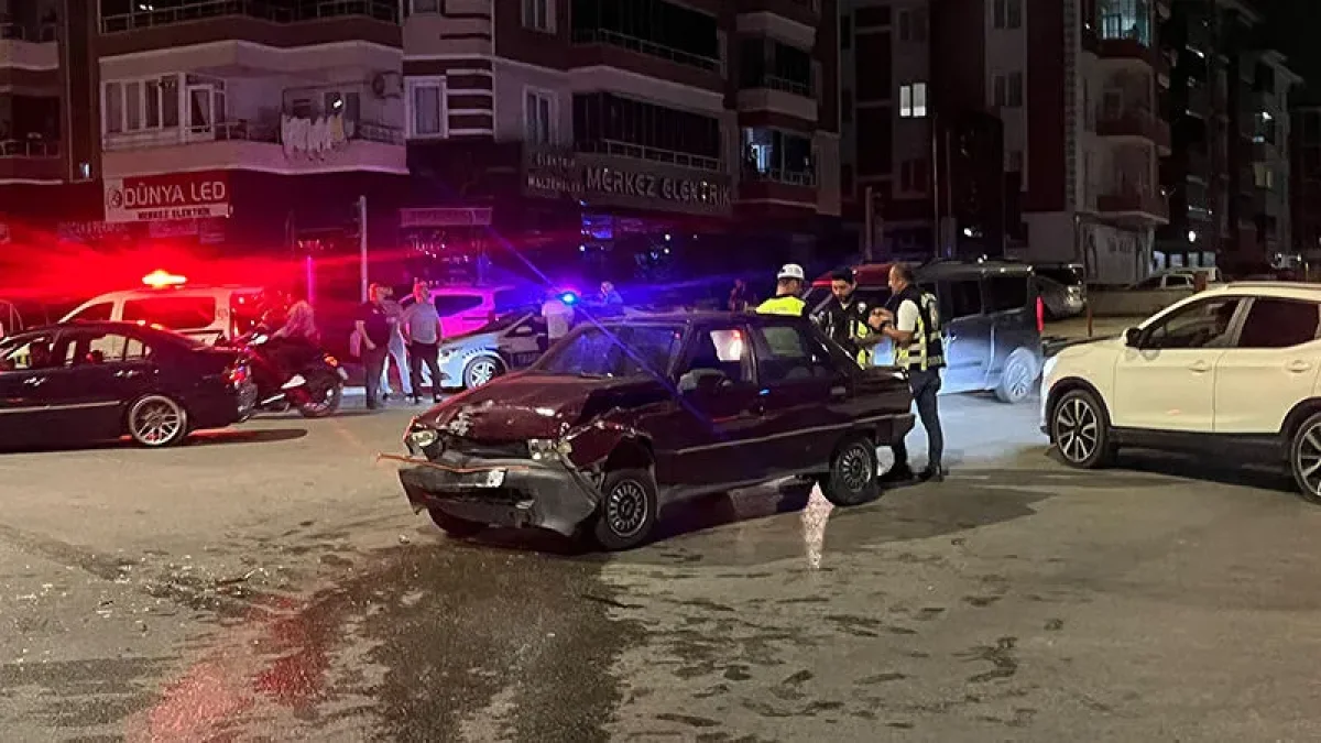 Çorum'da Alkollü Sürücü Dehşeti: Yardıma Koşan Genci Darp Etti