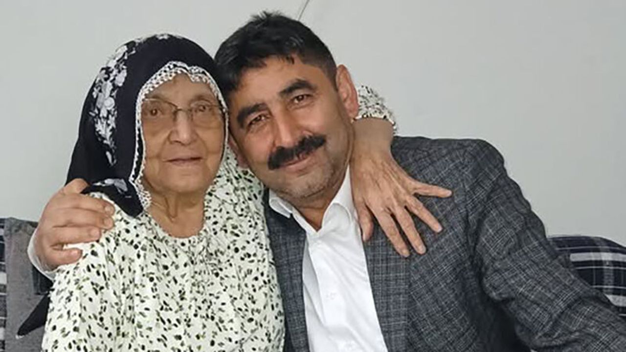 Ferdane Sinçer Vefat Etti