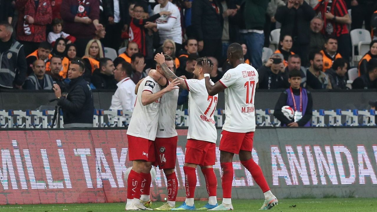 Konya’da Destan Yazdılar: Çorum FK Süper Lig’e Yükseldi