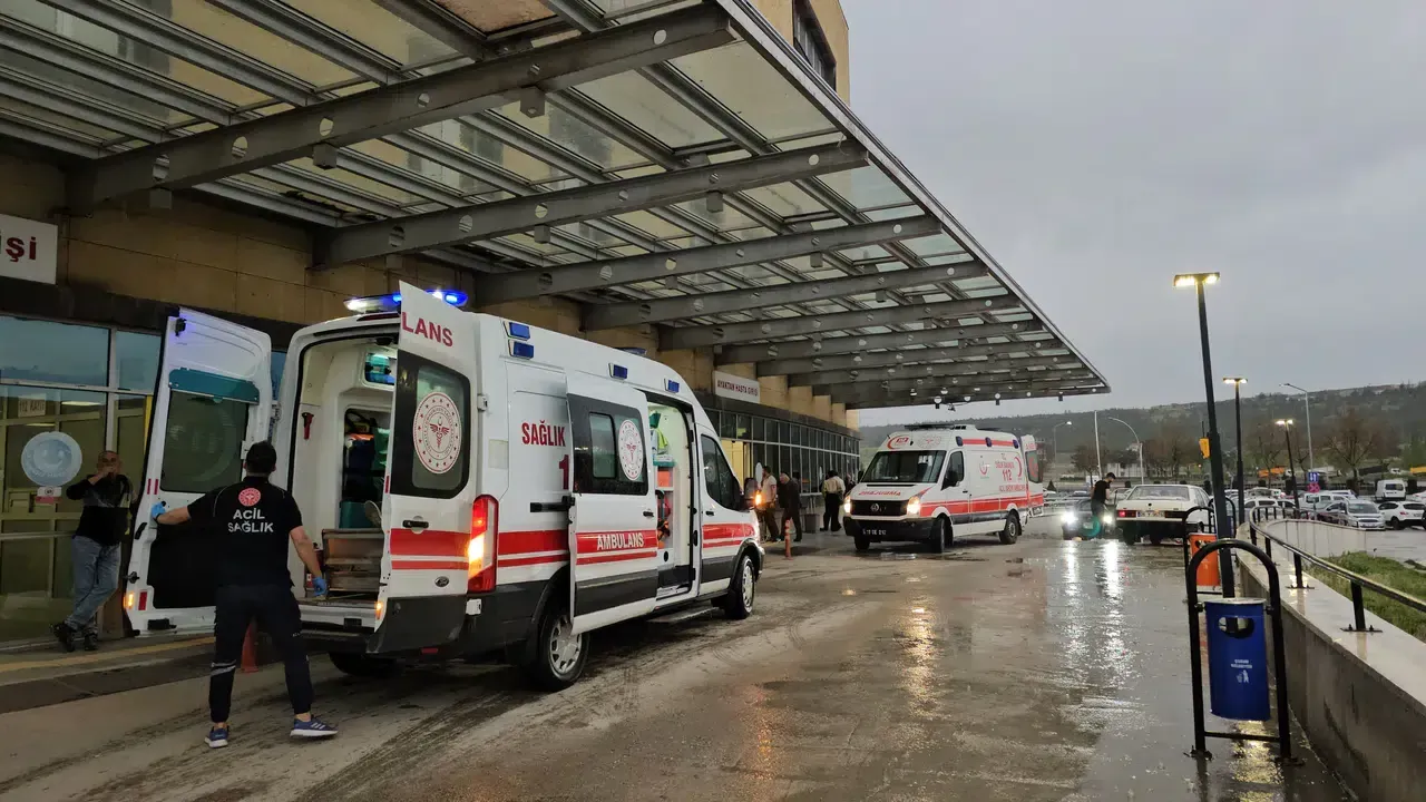 Kur'an Kursunda Kardeş Kavgası: Ağabeyinin Darp Ettiği İmam Hastanelik Oldu