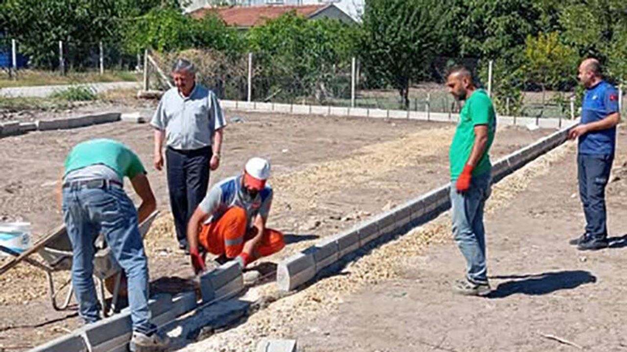 Laçin’de Çocukların Oynayıp Gülebileceği Bir Park Daha Yapılıyor