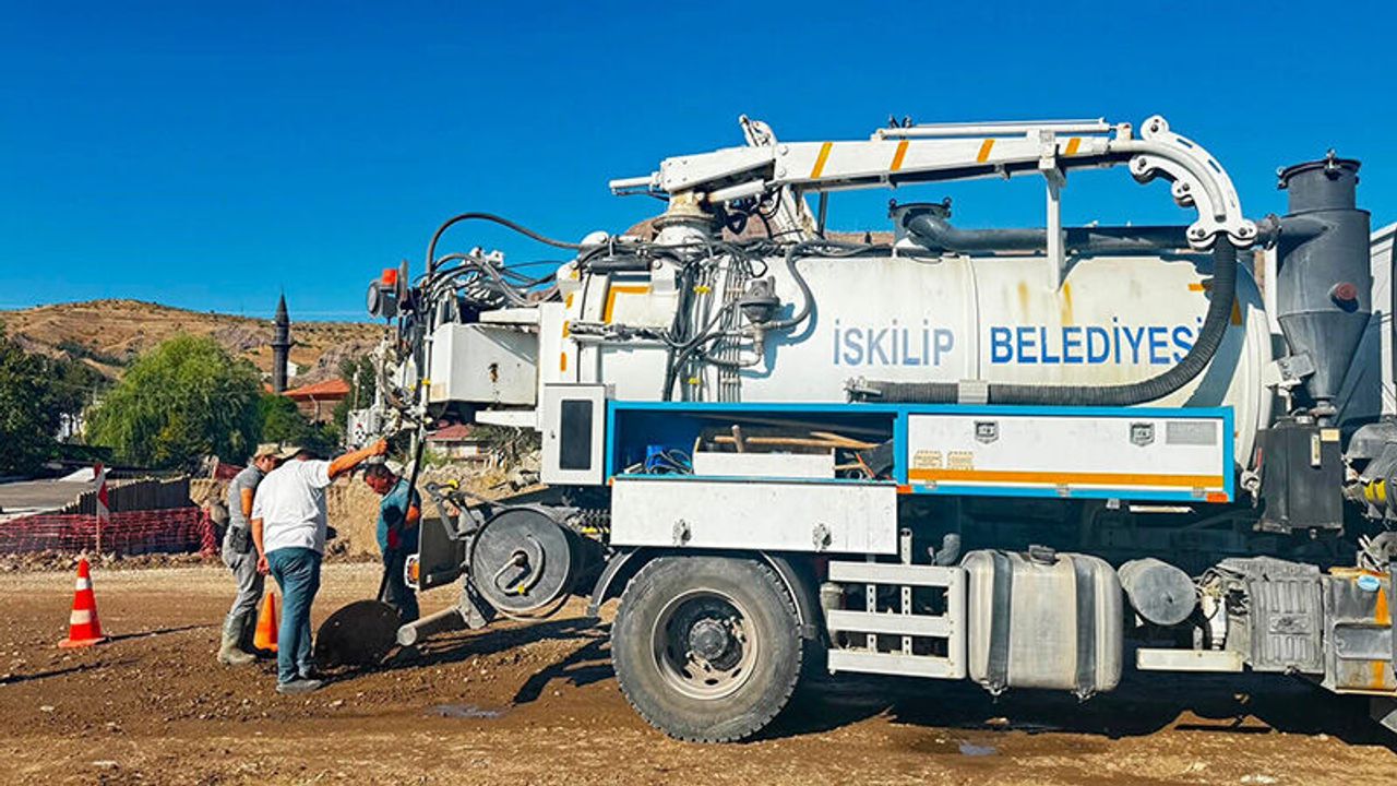 Sanayi Sitesi’ndeki Kanalizasyon Arızası Giderildi