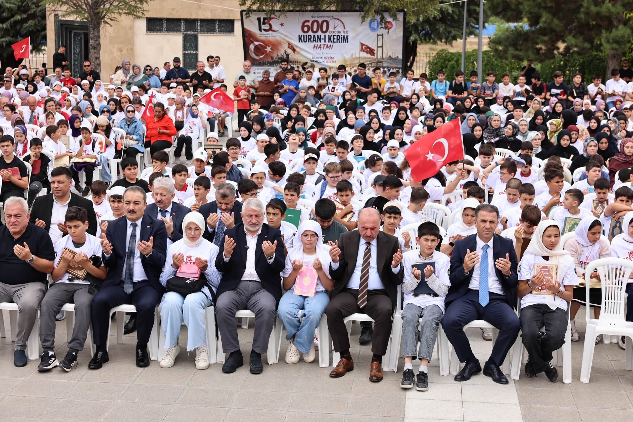 15 TEMMUZ ANISINA ANLAMLI ETKİNLİK: