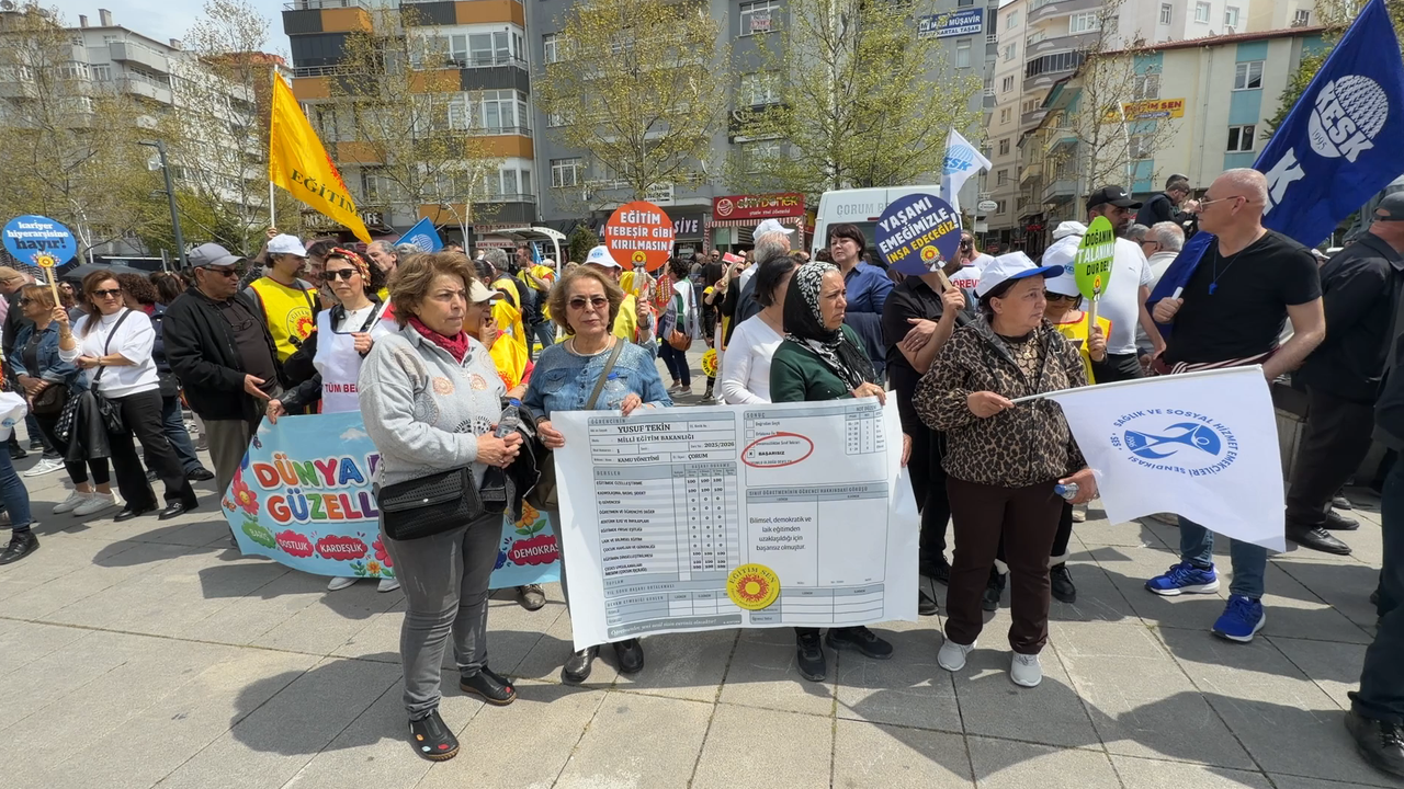 1 Mayıs’ta “Yusuf Tekin Karnesi” Gerginliği: Pankarta Polis Engeli