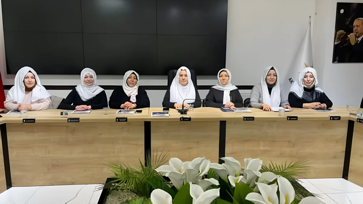 AK Partili Kadınlardan Beyaz Başörtülü Destek