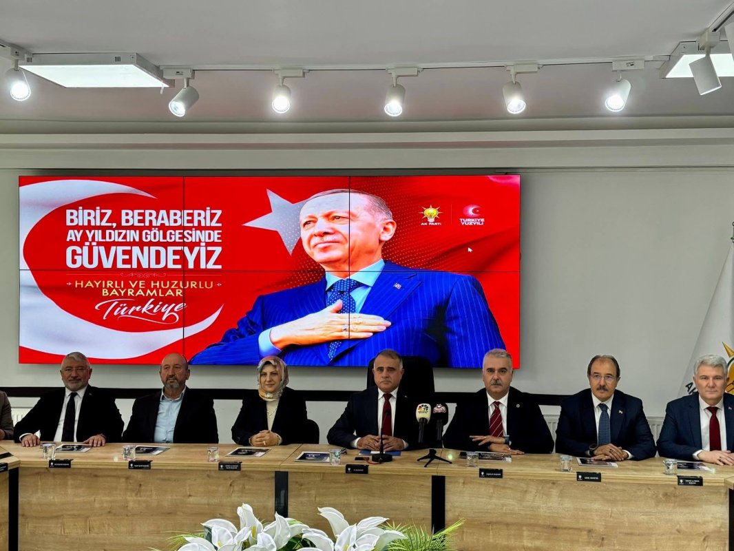 AK Parti Çorum İl Başkanlığı’nda Bayramlaşma Programı