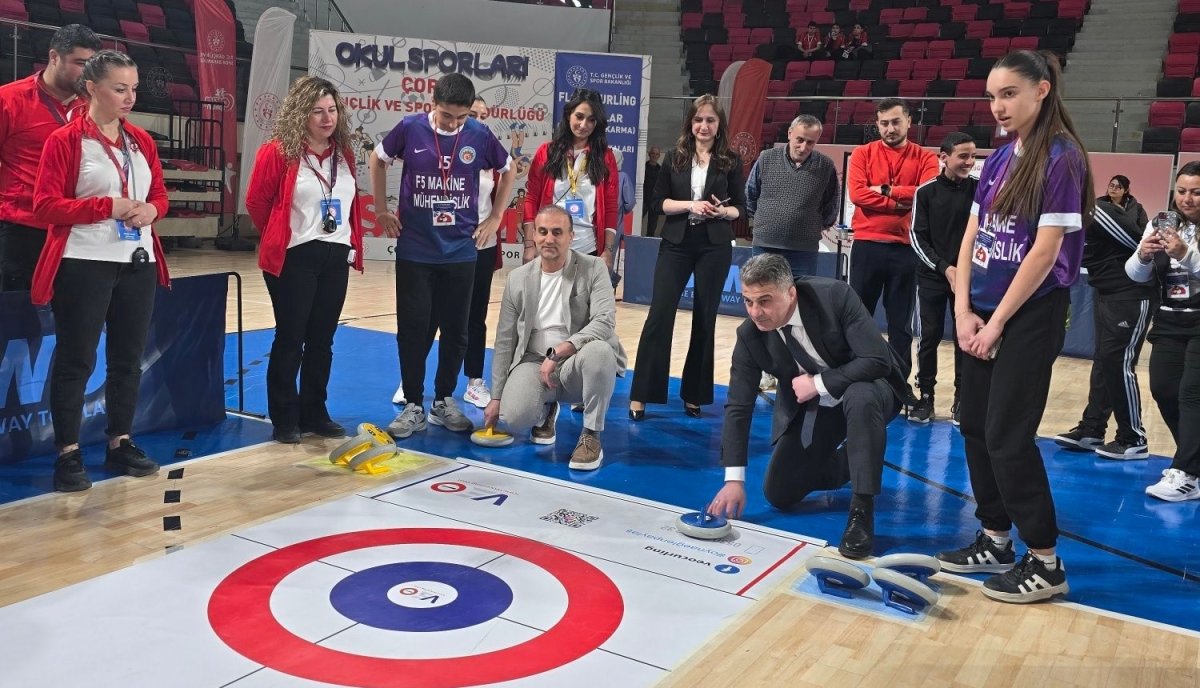 Çorum’da Floor Curling Rüzgarı: Yıldızlar Müsabakalarına Büyük İlgi