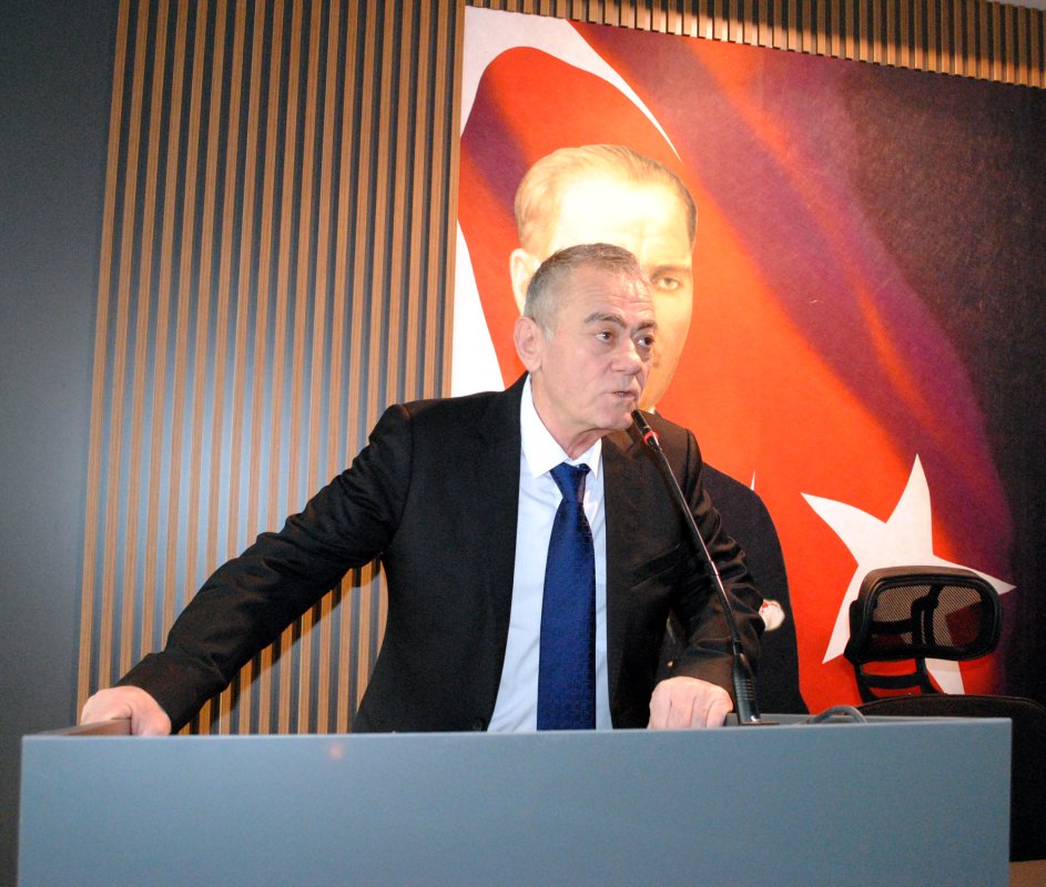 32 NOLU TAŞIYICILAR KOOPERATİFİ’NDE HASAN EKER GÜVEN TAZELEDİ