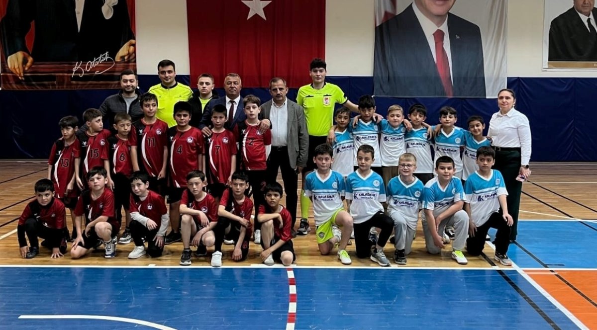 Osmancık'ta Futsal Rüzgarı: 23 Nisan Turnuvasında Heyecan Dorukta