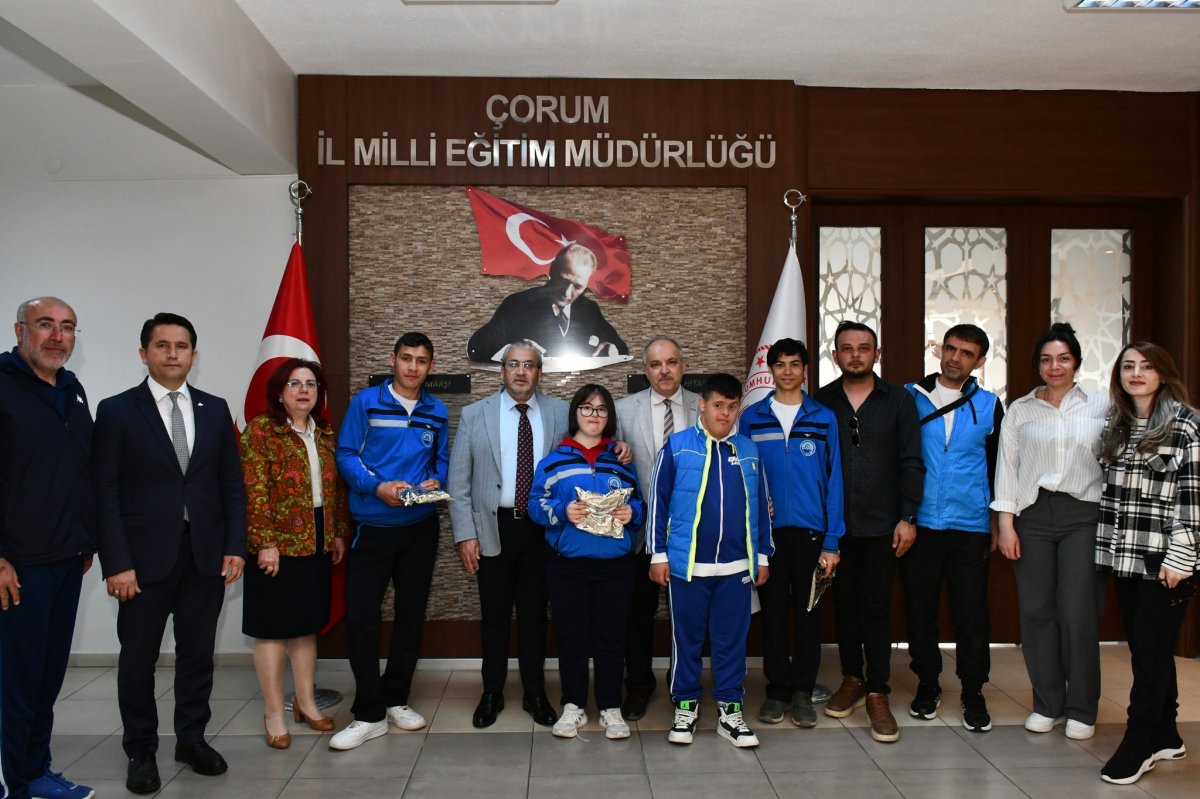 Çorum'un Özel Sporcularından Türkiye Şampiyonasında Madalya Yağmuru