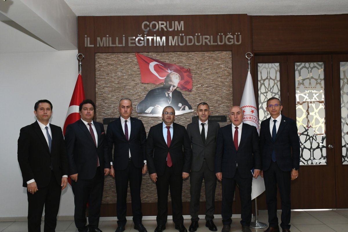 Meb Müfettişlerinden Çorum İl Millî Eğitim Müdürü Cemil Çağlar’a Ziyaret