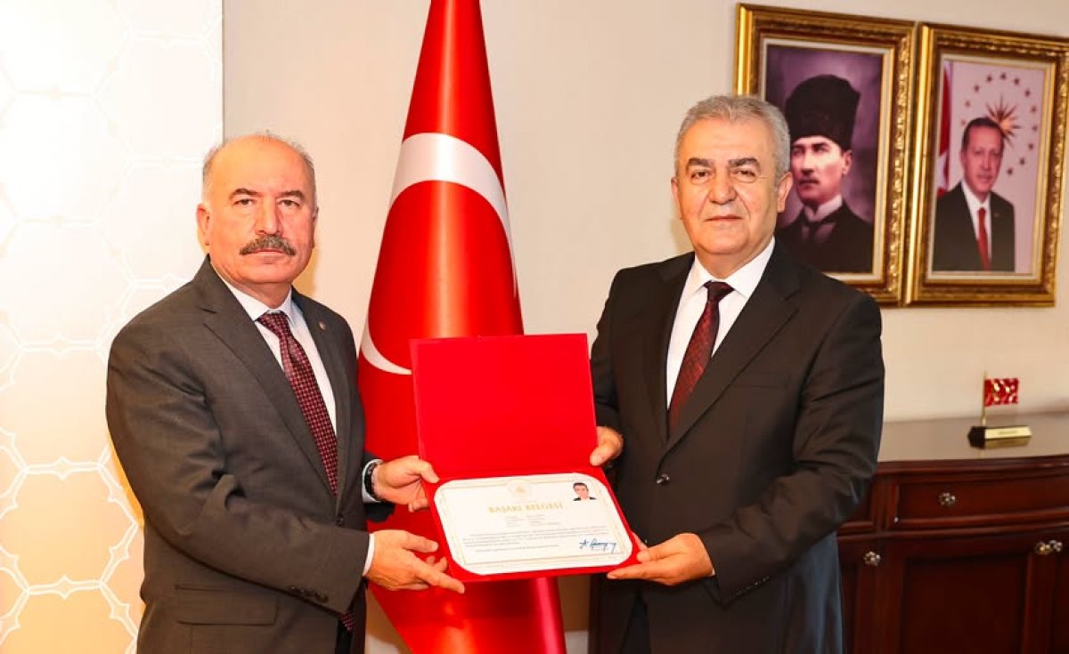 Çorum Göç İdaresi İl Müdürü İdris Coşkun'dan Vali Çalgan'a Veda Ziyareti