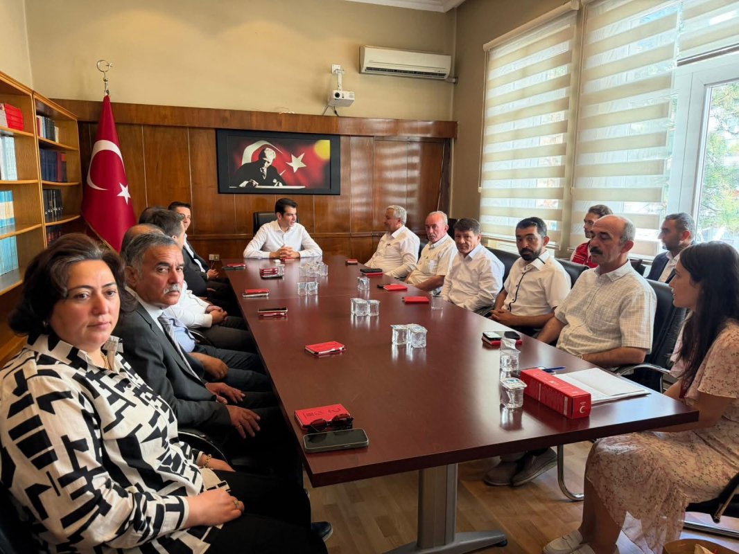Sungurlu'da Kan Bağışı Seferberliği: Kaymakam Köksal Başkanlığında Toplantı Yapıldı