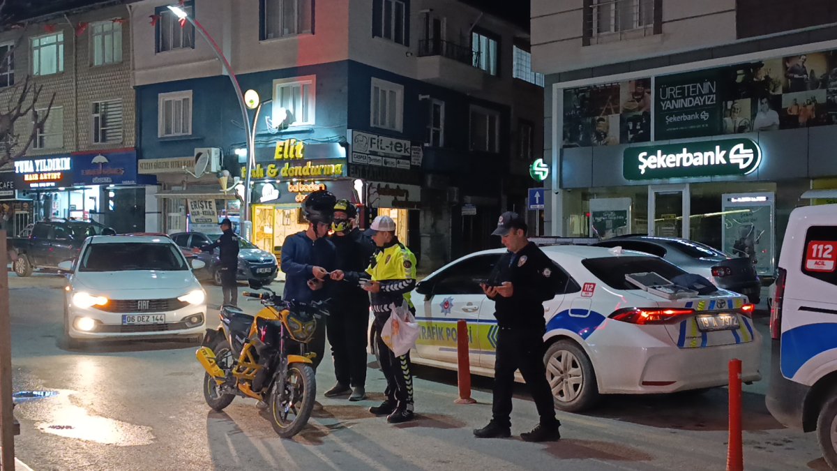 Sungurlu Emniyeti'nden Asayiş Ve Trafik Hamlesi: Suç Oranlarında Ciddi Düşüş