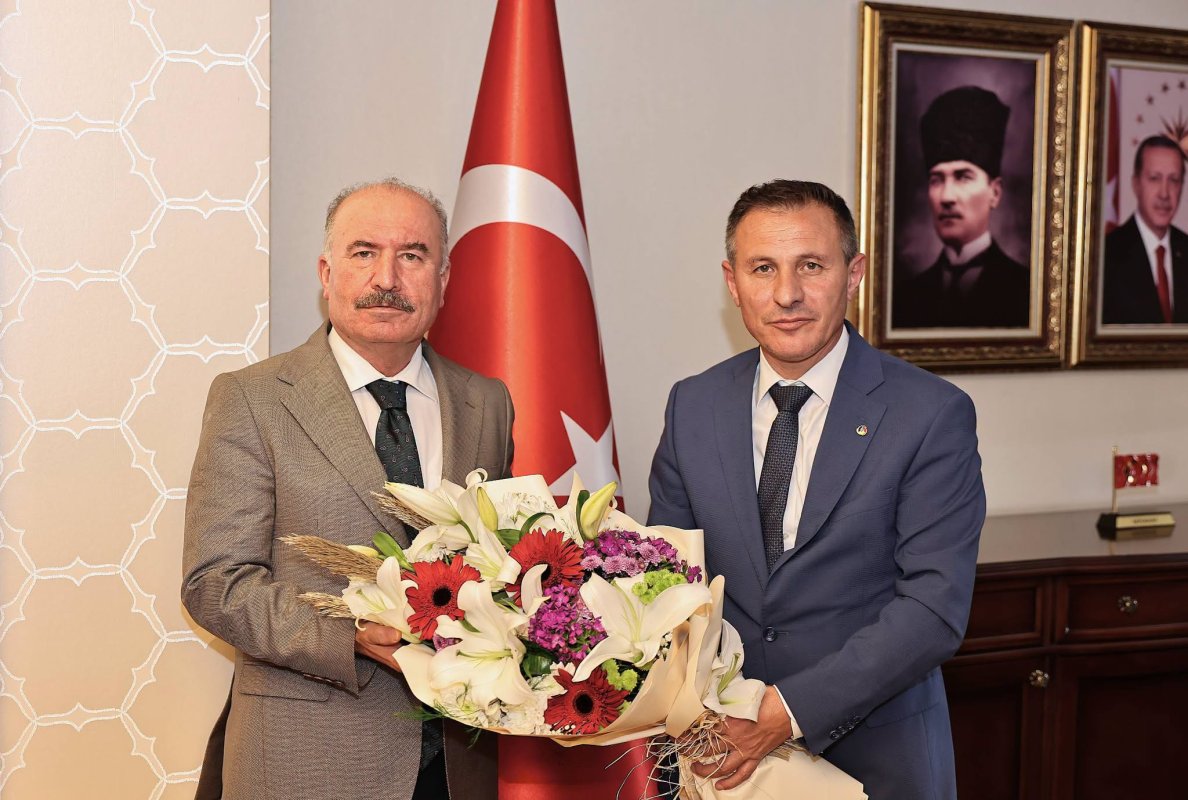 Çorum Ticaret Borsası'nın Yeni Yönetiminden Vali Çalgan'a Ziyaret