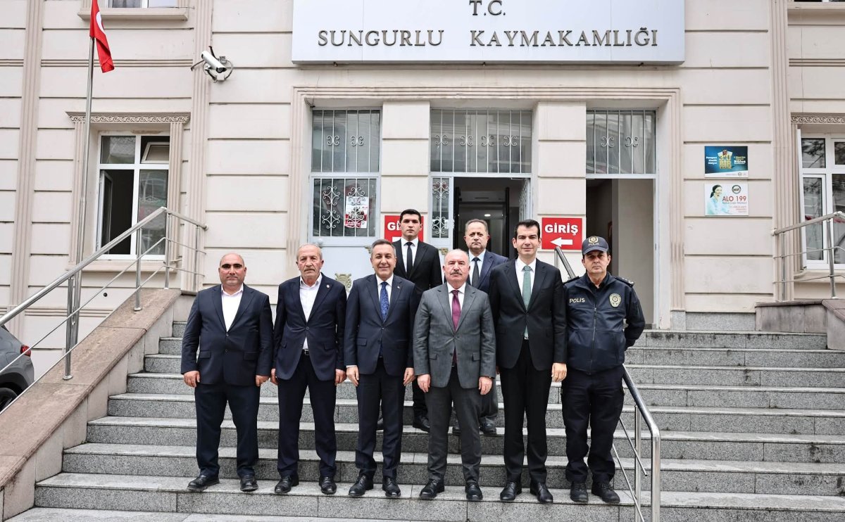 Sungurlu OSB'nin Altyapı Ve Yatırım Gündemi Vali Çalgan Başkanlığında Görüşüldü