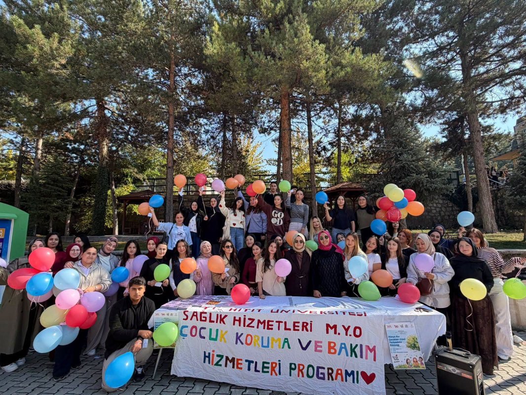 Hitit Üniversitesi'nden 'Dünya Kız Çocukları Günü'ne Özel Anlamlı Etkinlik