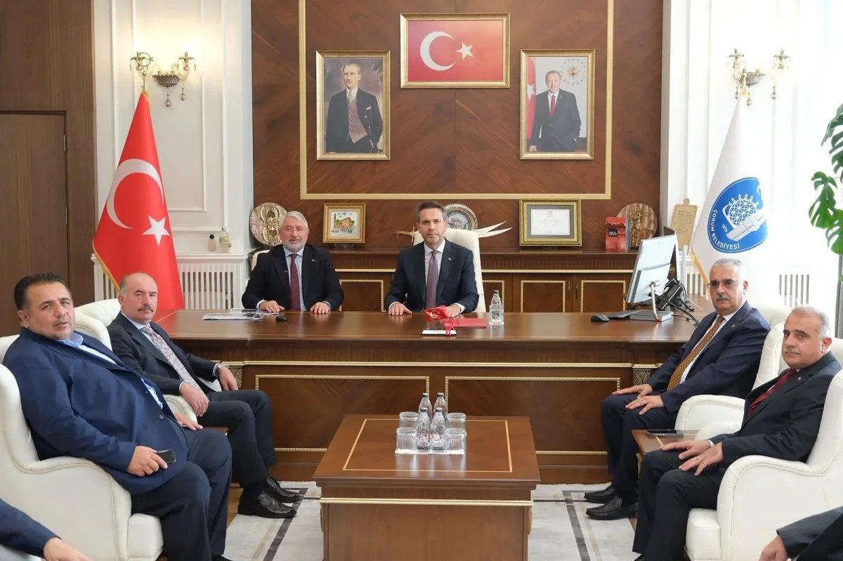 Bakan Alparslan Bayraktar’dan Çorum Belediyesi’ne Ziyaret