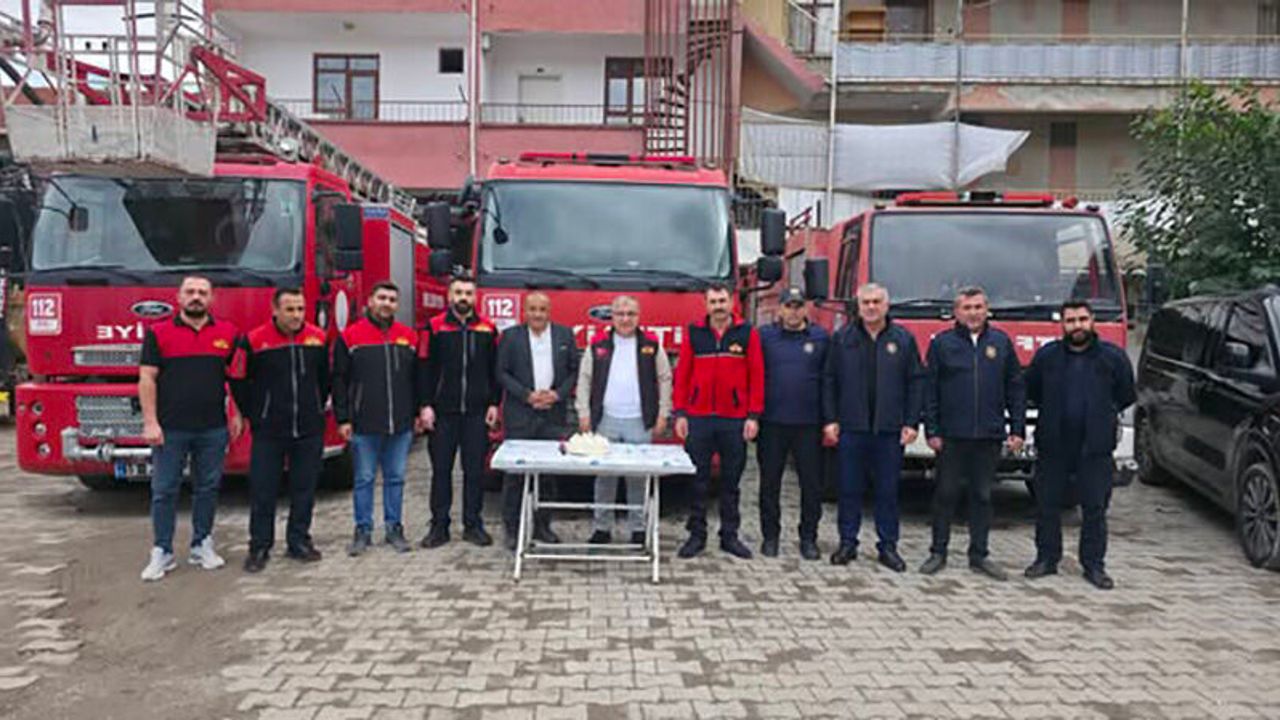 Başkan Ünlü İtfaiyeciler Haftası'nı kutladı