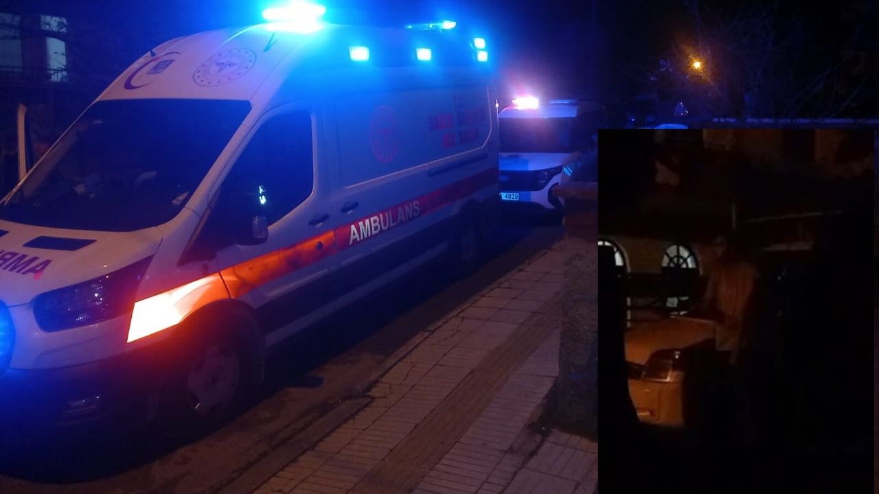 Bıçakla Kendini Yaralamaya Başlayan Genci İkna Çalışmaları Sürüyor