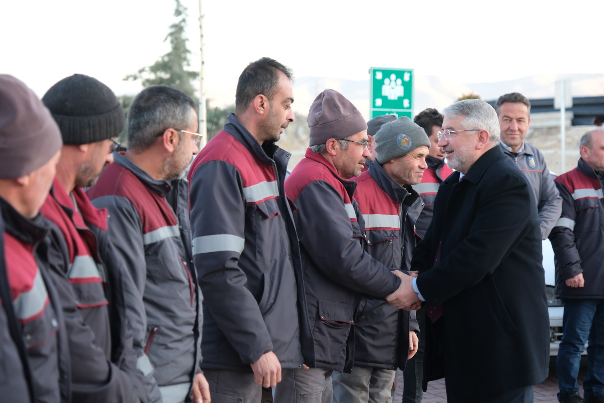 “Emekçi Kardeşlerimizin Alın Teri Şehrimizin Geleceğidir”