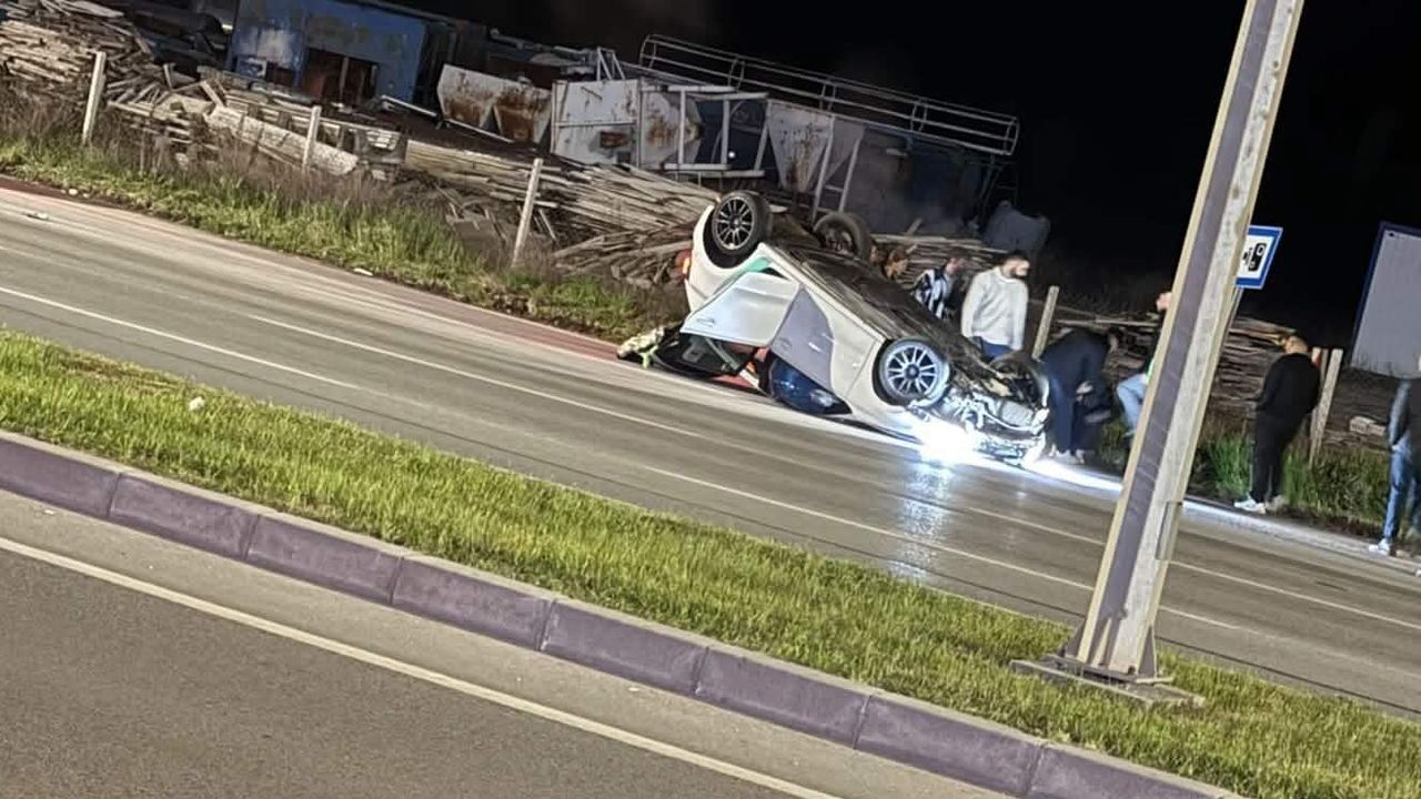 Çevre Yolunda Otomobil Takla Attı, 3 Yaralı