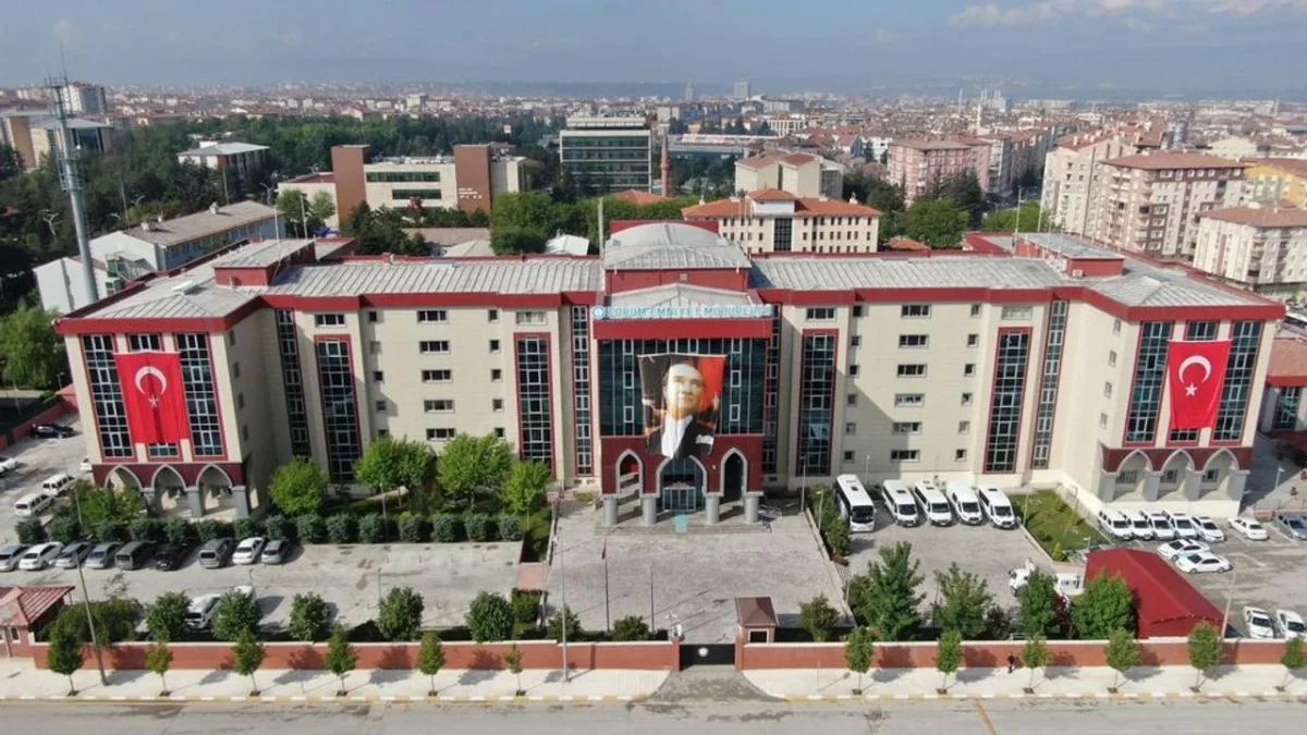1 Komiser, 2 Polis Memuru Açığa Alındı