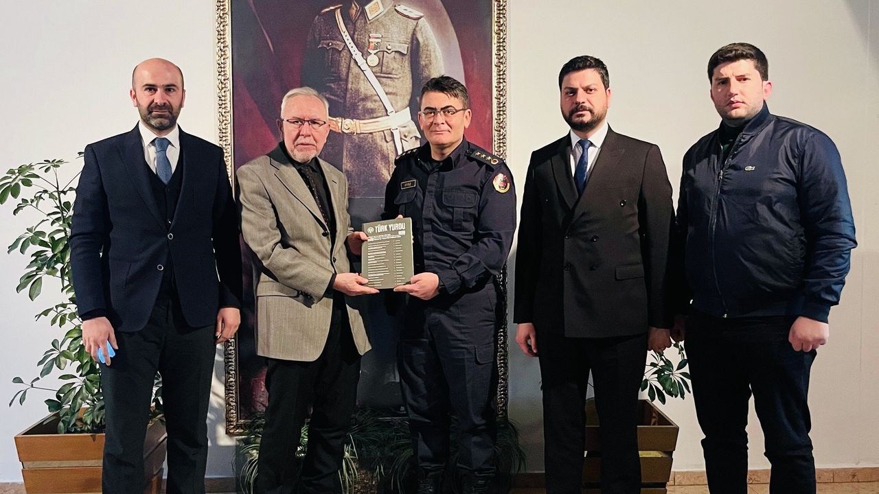 Çorum Türk Ocakları'ndan Komutan Ayvaz'a Nezaket Ziyareti